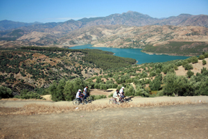 Décourir la vallée de Kétama à VTT